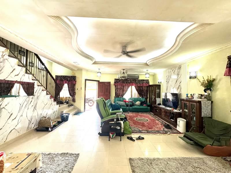 Rumah Berkembar untuk Dijual di Taman Taming Maju (Cheras) - Zarema Kulbuzheva - Living Room - PropertyGuru.com.my