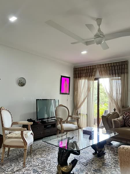Kondominium untuk Dijual di Puncak Ukay - Kashfi Sharifuddin - Living Room - PropertyGuru.com.my