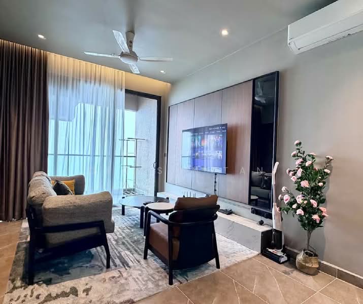 Servis Apartment untuk Dijual di Antara Genting Highlands - Deckson Tan - Living Room - PropertyGuru.com.my