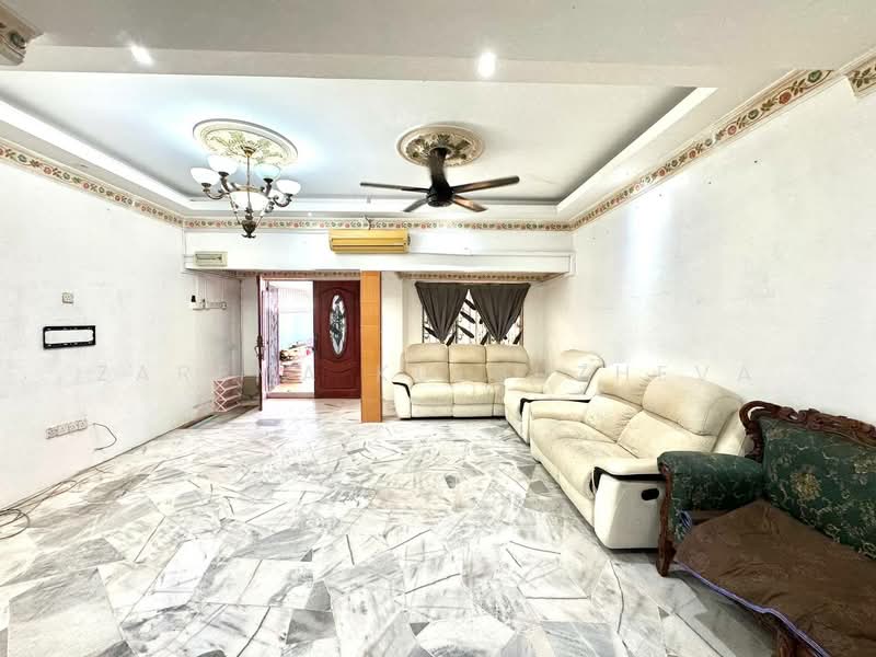Rumah Teres 2 Tingkat untuk Dijual di Taman Klang Utama (Kapar) - Zarema Kulbuzheva - Living Room - PropertyGuru.com.my