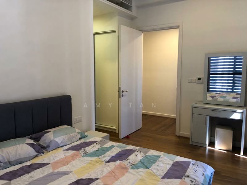Kondominium untuk Dijual di Setia V Residences - Amy Tan - Bedroom - PropertyGuru.com.my