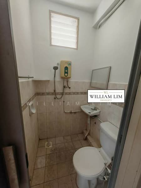 Condominium for Rent at Jay Series (Greenlane Heights Block J) - William Lim - Bathroom - PropertyGuru.com.my