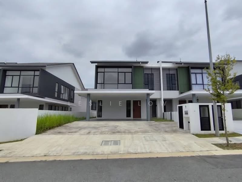 Rumah Berkembar untuk Dijual di Kajang (Selangor) - Leslie Low - Exterior - PropertyGuru.com.my