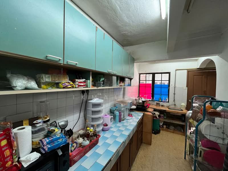 2-storey Terraced House for Sale in Taman Permata (Ulu Kelang) - Ikmal MT - Kitchen - PropertyGuru.com.my