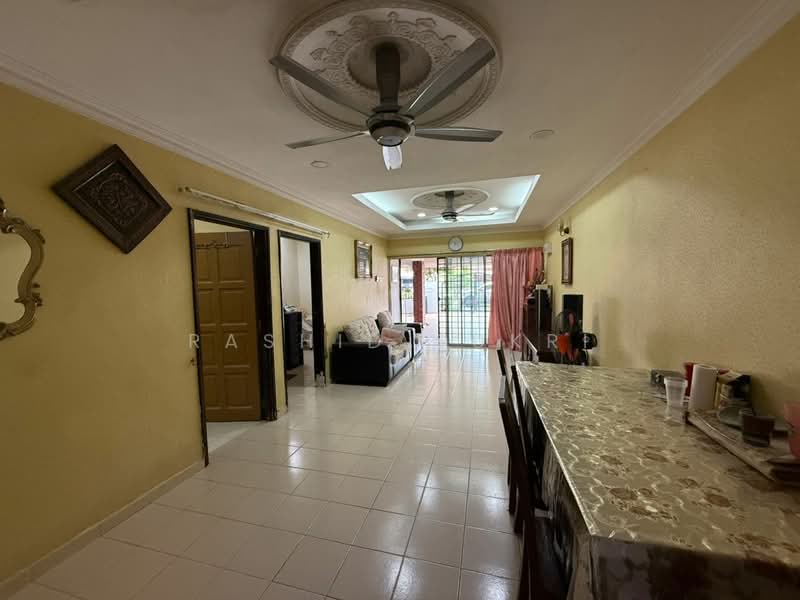 Rumah Teres 1 Tingkat untuk Dijual di Taman Danau Kota (Setapak) - Rashid Sukri - Living Room - PropertyGuru.com.my