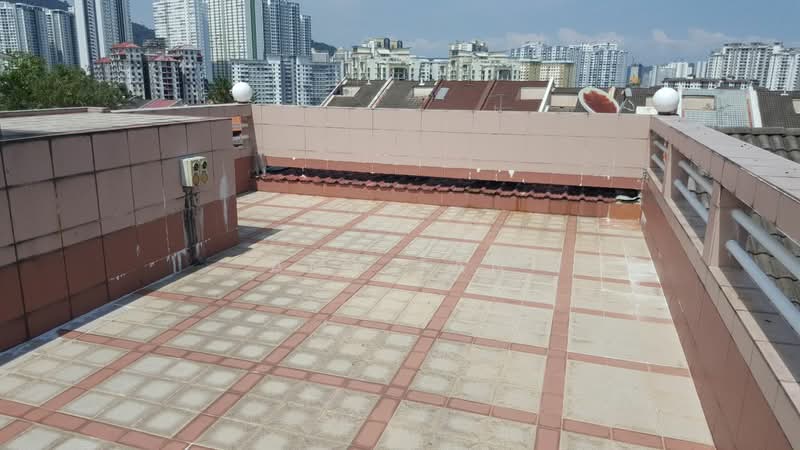 4-storey Terraced House for Sale in Sungai Ara (Penang) - Amy Tan - Roof - PropertyGuru.com.my