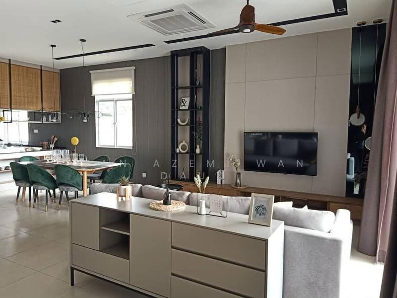 Rumah Teres 3-Tingkat untuk Dijual di Rawang (Selangor) - Wan Azemi Wan Daud - Living Room - PropertyGuru.com.my