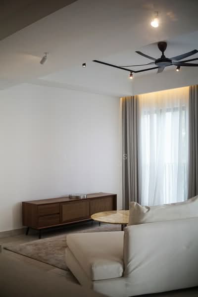 Rumah Teres 3 Tingkat untuk Dijual di Taman Melawati (Ulu Kelang) - Lucas Choo - Living Room - PropertyGuru.com.my