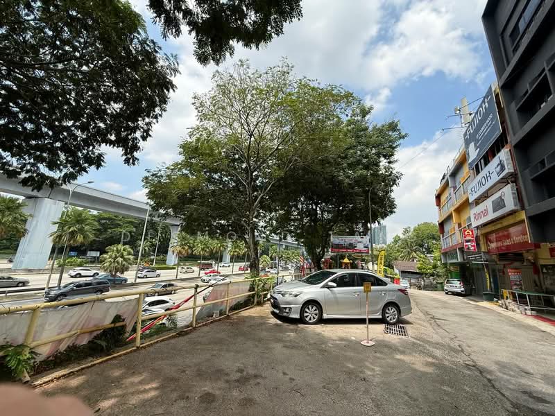 Shop / Office for Sale in Taman Bukit Hijau (Cheras) - Desmond Tang - Exterior - PropertyGuru.com.my