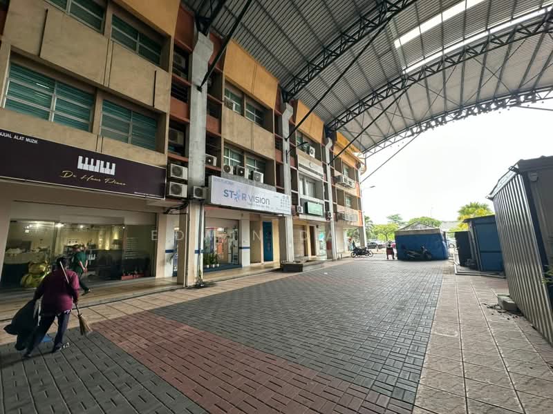 Kedai untuk Dijual di Bandar Baru Permas Jaya (Permas Jaya) - Edwin Dass - PropertyGuru.com.my