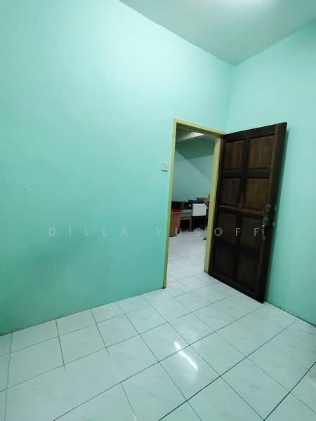 2-storey Terraced House for Sale in Taman Desa Melor (Senawang) - DILLA YUSOFF - Interior - PropertyGuru.com.my
