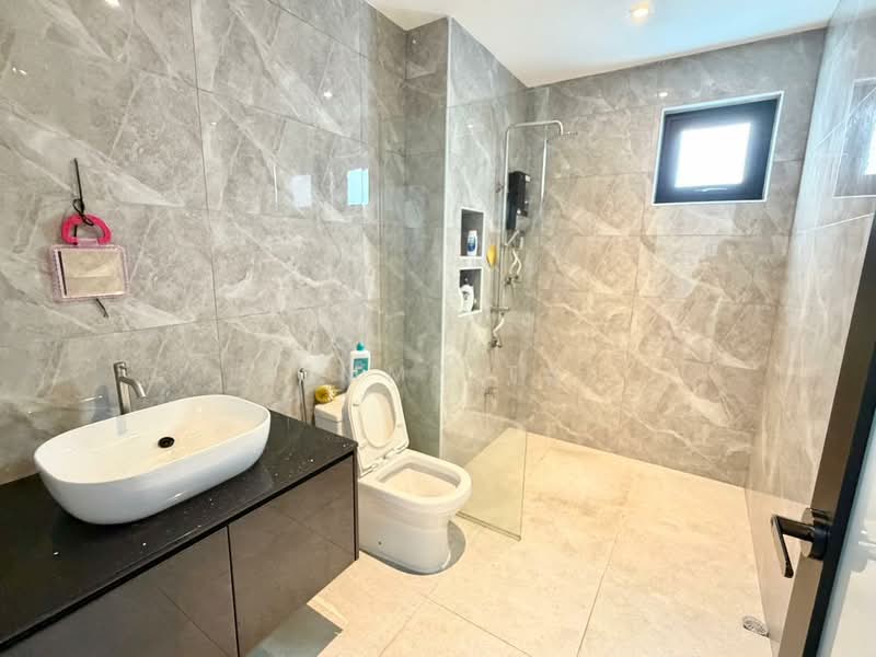 2-storey Terraced House for Sale in Bandar Putra (Kulai) - Tommy Tai - Bathroom - PropertyGuru.com.my