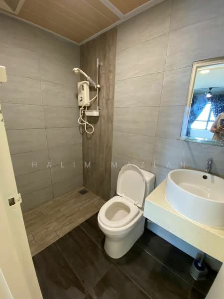Servis Apartment untuk Disewa di Arte Plus - Halim Mazlan - Bathroom - PropertyGuru.com.my
