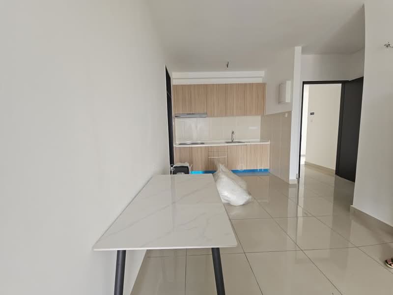 Service Residence for Rent at TRELLIS RESIDENCES - Jessy Koh - Kitchen - PropertyGuru.com.my