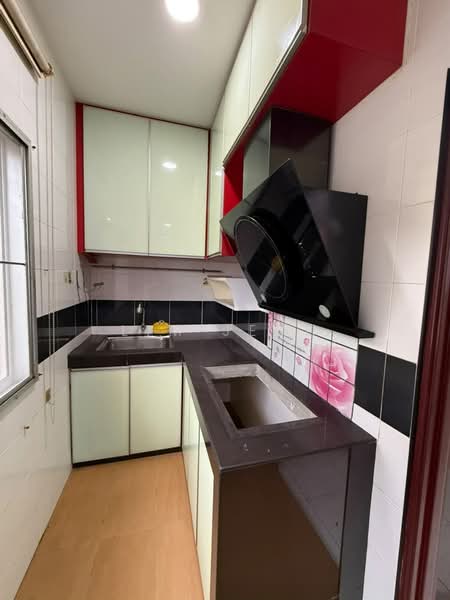 2-storey Terraced House for Sale in Port Klang (Pelabuhan Klang) (Selangor) - Lim Jeon - Kitchen - PropertyGuru.com.my