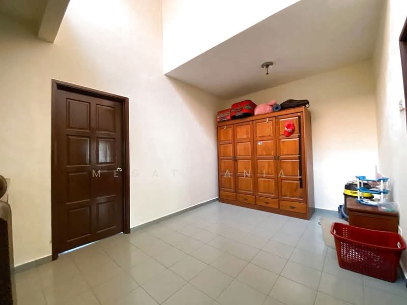 Rumah Berkembar untuk Dijual di Taman Putra Perdana (Puchong) - Megat Danial - PropertyGuru.com.my