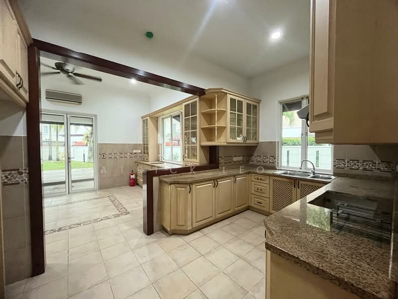 Banglo Pautan untuk Dijual di Tropicana (Petaling Jaya) - Patrick Leong - Kitchen - PropertyGuru.com.my