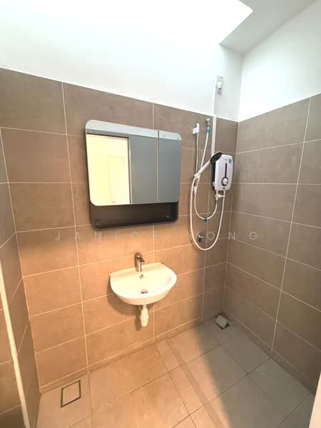 Rumah Teres 2.5 Tingkat untuk Disewa di Taman Ponderosa (Johor Bahru) - Janice Yong - Bathroom - PropertyGuru.com.my