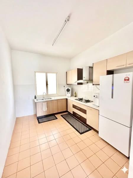 Pangsapuri untuk Dijual di Sri Ixora Apartment - Megat Danial - PropertyGuru.com.my