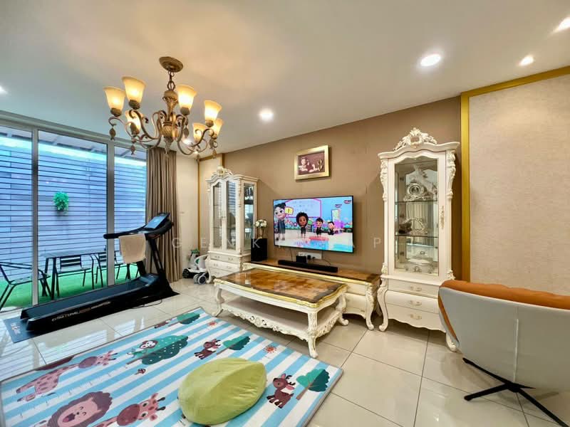 Semi-Detached House for Rent in Johor Bahru (Johor) - Genki Yap - Living Room - PropertyGuru.com.my