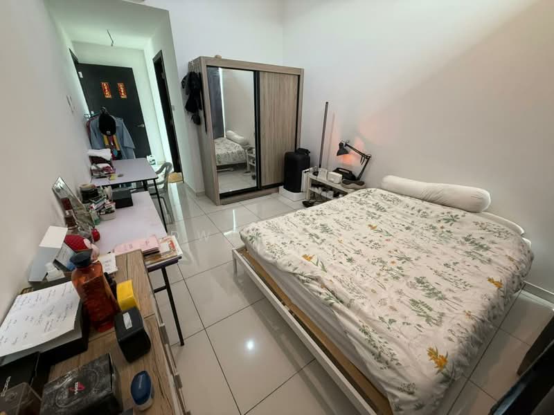 Service Residence for Sale at Wave @ Marina Cove - Edward Gan - Bedroom - PropertyGuru.com.my
