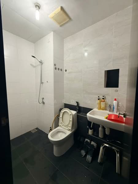 Service Residence for Sale at Wave @ Marina Cove - Edward Gan - Bathroom - PropertyGuru.com.my