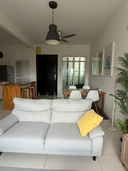 Kondominium untuk Disewa di Saville @ The Park - Kevin Poh - Living Room - PropertyGuru.com.my