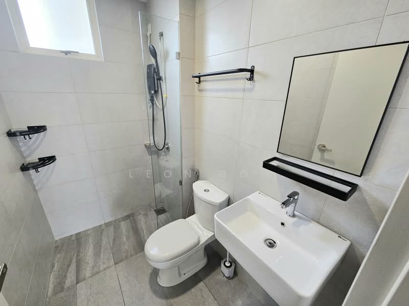 Servis Apartment untuk Disewa di Gravit8, Klang - Leon Goh - Bathroom - PropertyGuru.com.my