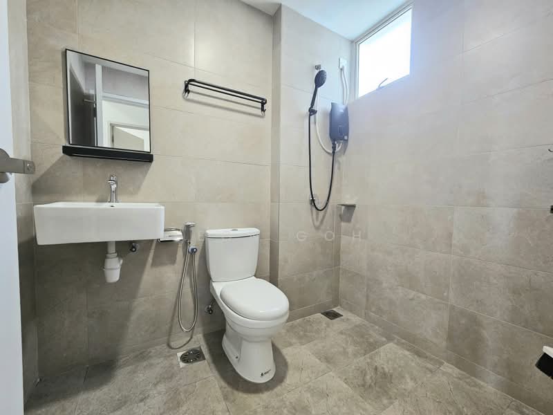 Servis Apartment untuk Disewa di Gravit8, Klang - Leon Goh - Bathroom - PropertyGuru.com.my