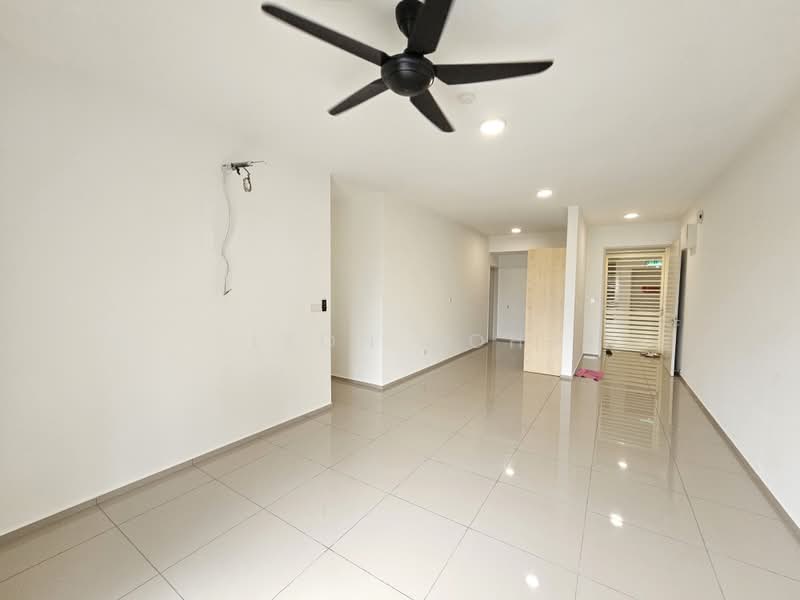Servis Apartment untuk Disewa di Gravit8, Klang - Leon Goh - Living Room - PropertyGuru.com.my