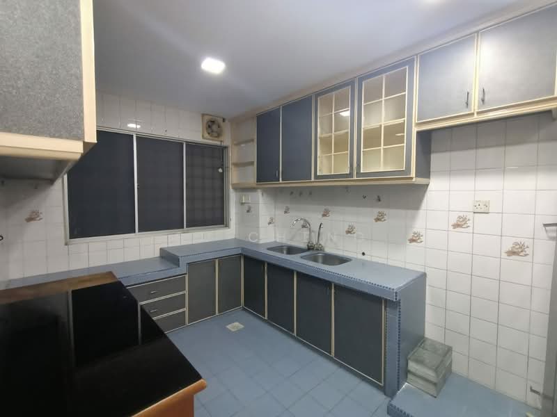 Condominium for Rent at Petaling Indah Condominiums - Su Cheng - Kitchen - PropertyGuru.com.my