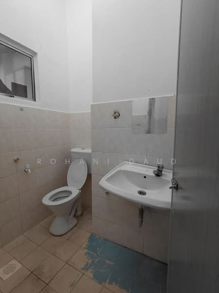 Rumah Teres 1 Tingkat untuk Dijual di Bandar Tasik Puteri (Rawang) - Rohani Daud - Bathroom - PropertyGuru.com.my