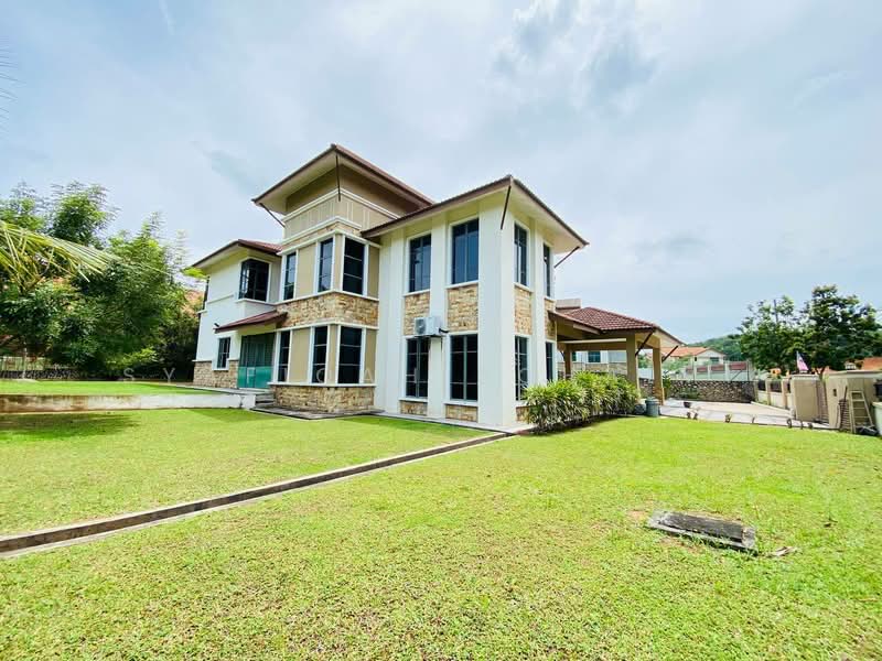 Rumah Banglo untuk Dijual di Sungai Merab (Dengkil) - Syafiqah Sohaimi - PropertyGuru.com.my