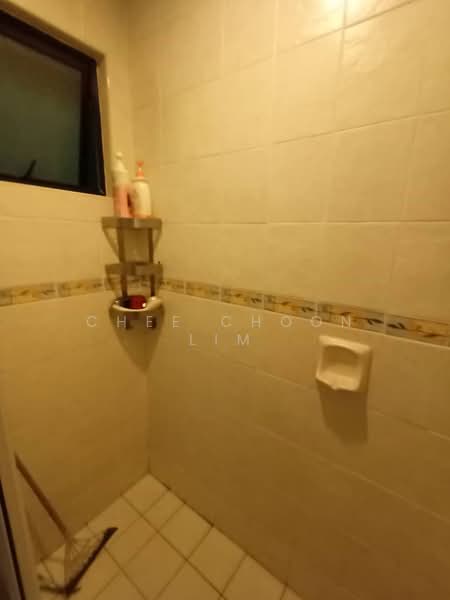 Condominium for Rent at Pelangi Utama - Chee Choon Lim - Bathroom - PropertyGuru.com.my