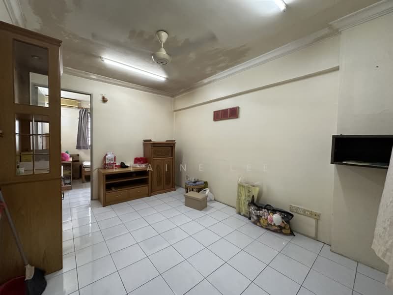 Apartment for Rent at Krystal Heights - Elaine Lee - Living Room - PropertyGuru.com.my