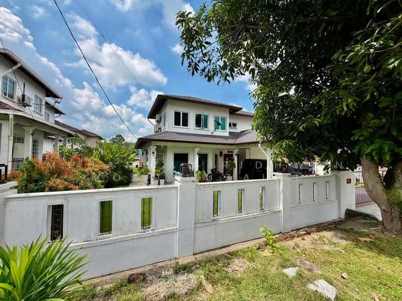 Bungalow for Sale in Taman Rasah Kemayan (Rasah) - Muhammad Ridhwan Mohd Huzairi - Exterior - PropertyGuru.com.my