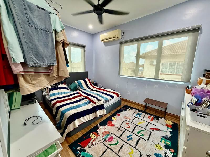 Bungalow for Sale in Taman Rasah Kemayan (Rasah) - Muhammad Ridhwan Mohd Huzairi - Bedroom - PropertyGuru.com.my