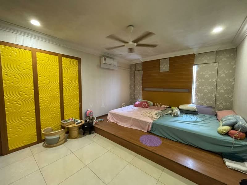 Semi-Detached House for Sale in Taman Impian Emas (Skudai) - Eva Siow - Bedroom - PropertyGuru.com.my