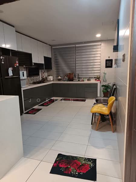Rumah Teres 2 Tingkat untuk Dijual di Taman Perling (Perling) - Joreen Lee - PropertyGuru.com.my