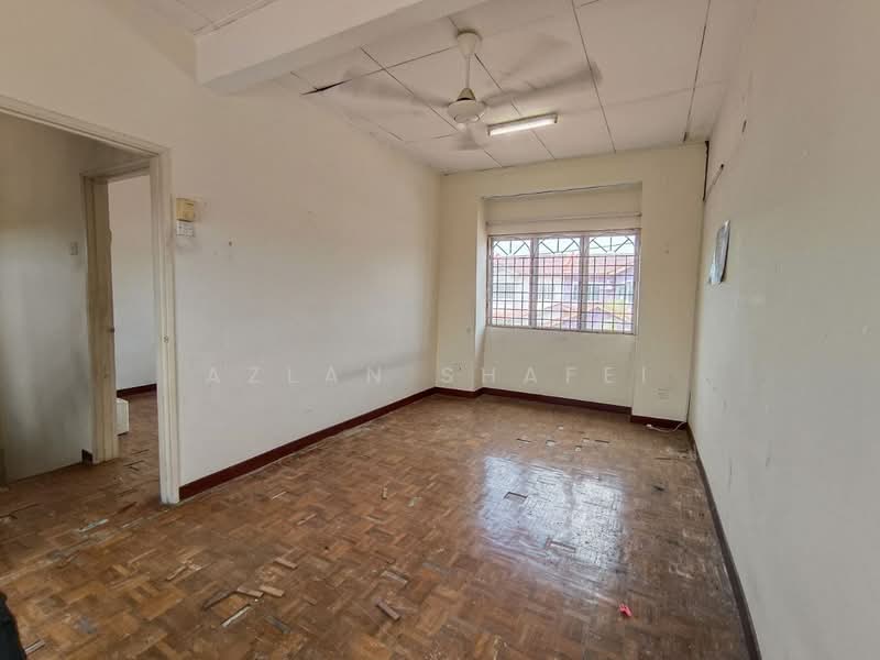 Rumah Teres 2 Tingkat untuk Disewa di Bandar Tasik Kesuma (Beranang) - Azlan Shafei - Interior - PropertyGuru.com.my