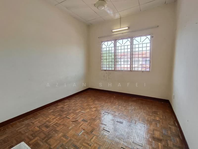Rumah Teres 2 Tingkat untuk Disewa di Bandar Tasik Kesuma (Beranang) - Azlan Shafei - Interior - PropertyGuru.com.my