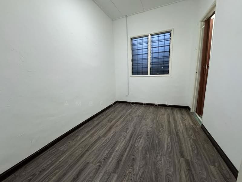 2-storey Terraced House for Sale in Bandar Putra Permai (Seri Kembangan) - Amber Chau - Interior - PropertyGuru.com.my
