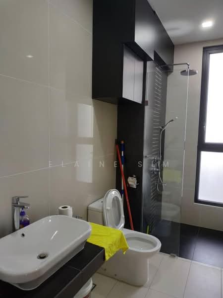 Servis Apartment untuk Disewa di Eco Nest - Elaine Sim - Bathroom - PropertyGuru.com.my