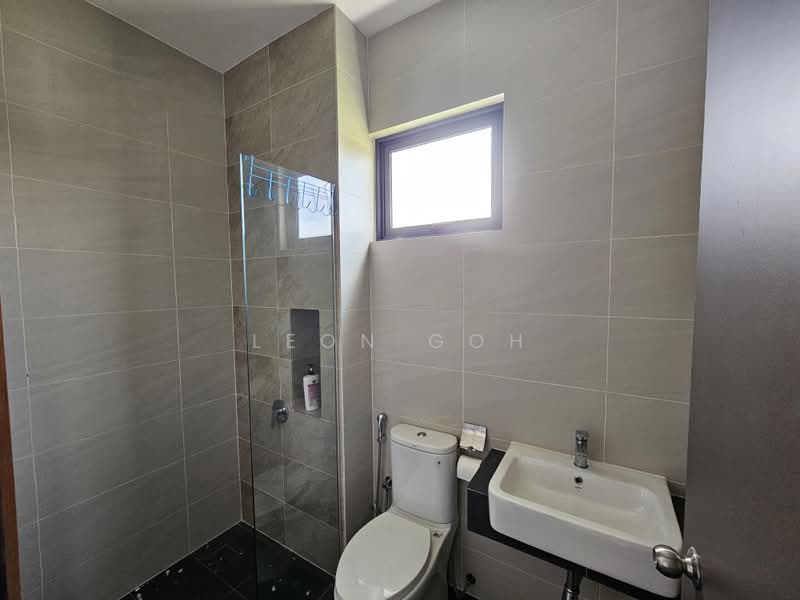 Semi-Detached House for Sale in Eco Sanctuary (Telok Panglima Garang) - Leon Goh - Bathroom - PropertyGuru.com.my