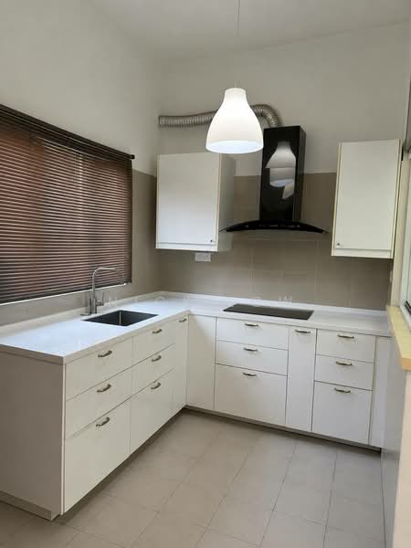 Rumah Teres 2 Tingkat untuk Disewa di Leisure Farm (Gelang Patah) - Nick Low - Kitchen - PropertyGuru.com.my