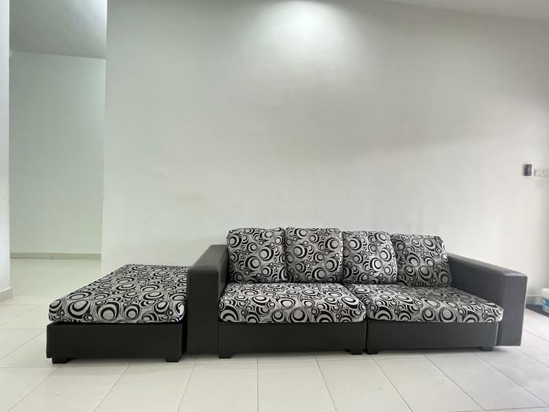 1-storey Terraced House for Rent in Bandar Putra (Kulai) - Jasmine Ong - Living Room - PropertyGuru.com.my