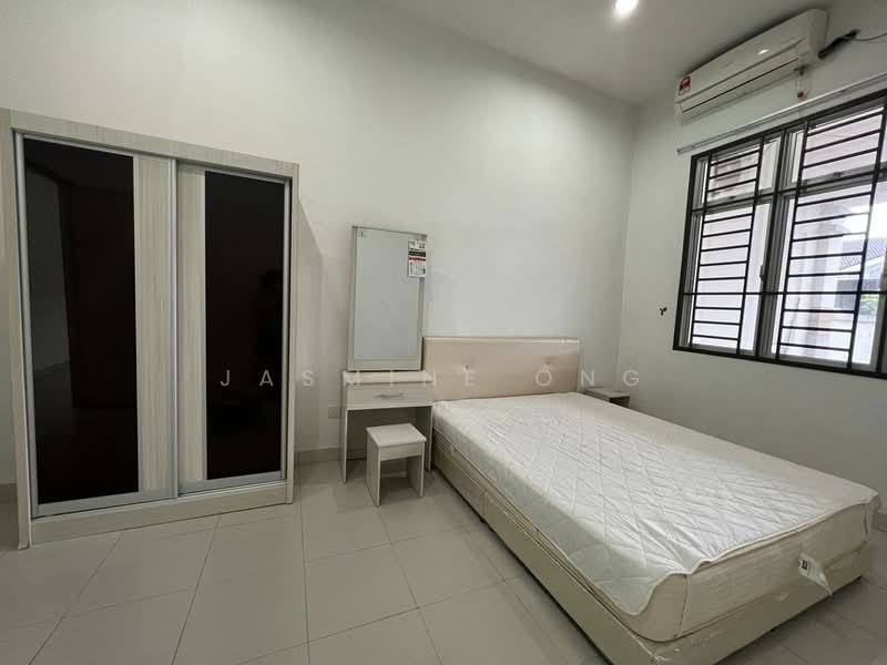 1-storey Terraced House for Rent in Bandar Putra (Kulai) - Jasmine Ong - Bedroom - PropertyGuru.com.my