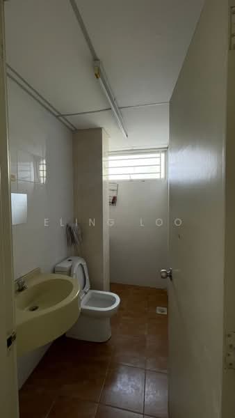 Kondominium untuk Dijual di Platinum Lake PV 15 - Eling Loo - Bathroom - PropertyGuru.com.my