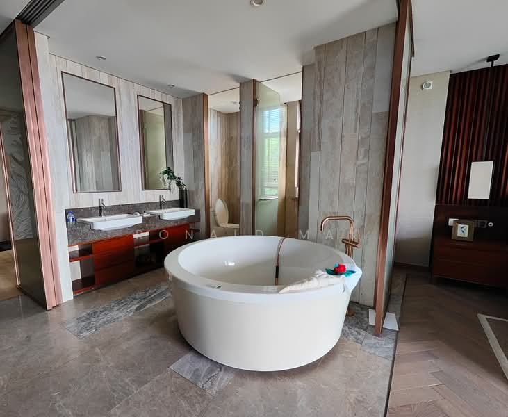Bungalow for Sale in Forest City (Gelang Patah) - Ronald Mak - Bathroom - PropertyGuru.com.my