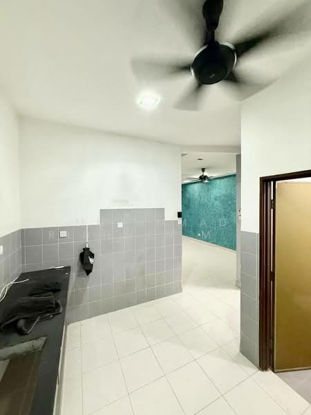 2-storey Terraced House for Sale in Bandar Teknologi Kajang (Kajang) - Muhammad Ridhwan Mohd Huzairi - Kitchen - PropertyGuru.com.my